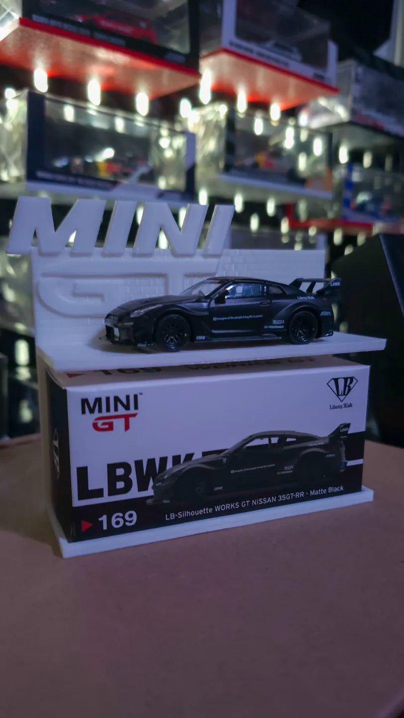 Mini GT Halter Display